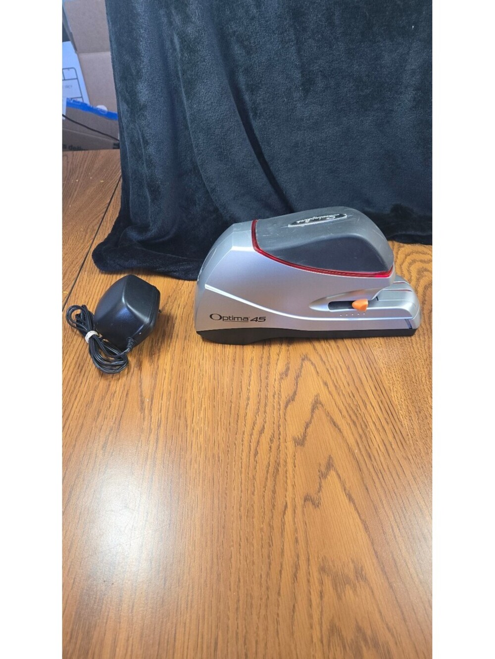 Swingline Optima 45 Electric Stapler with Charger